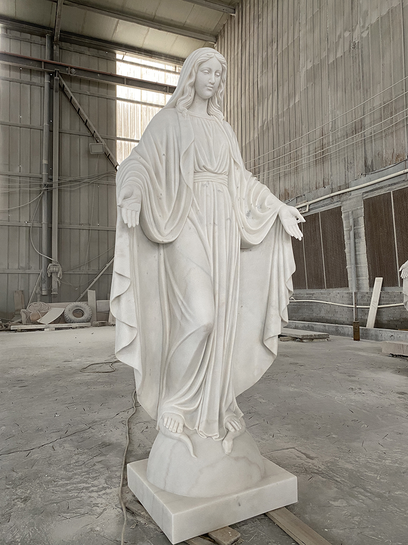 White marble blessed mother with opening-arms statue for church usage