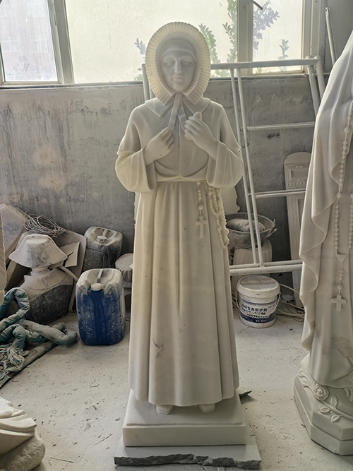 Guangxi white marble St. Raffaella statue for church usage