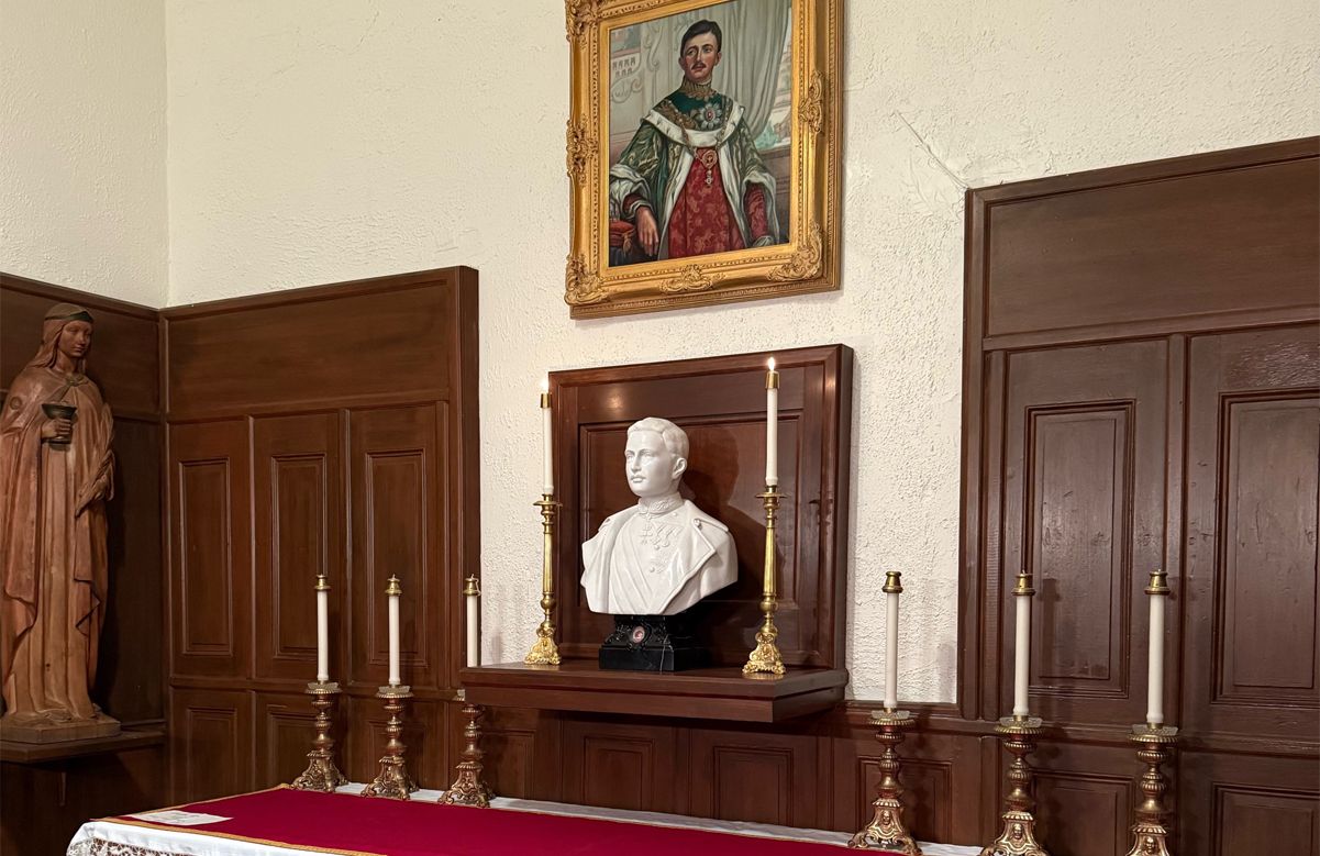 Guangxi white marble bust for indoors decoration